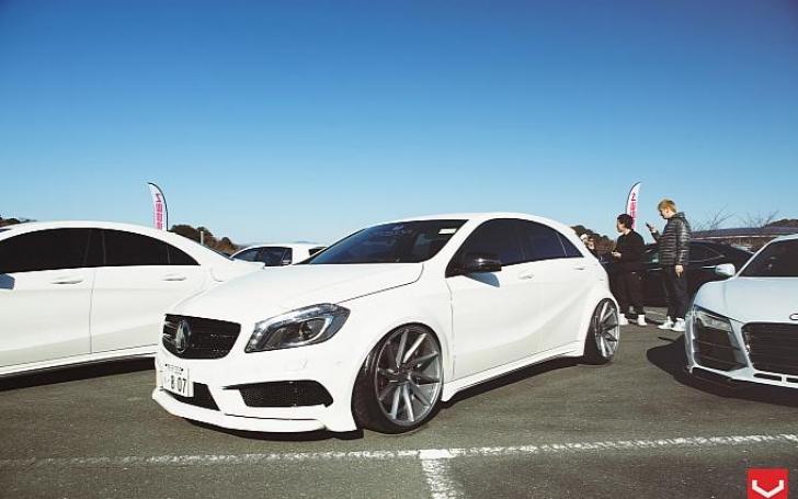 Automobiliai/Vossen nuotrauka