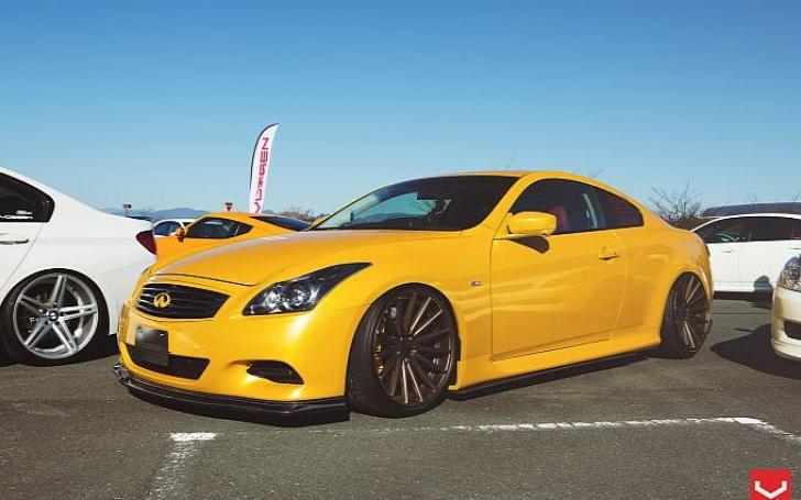 Automobiliai/Vossen nuotrauka
