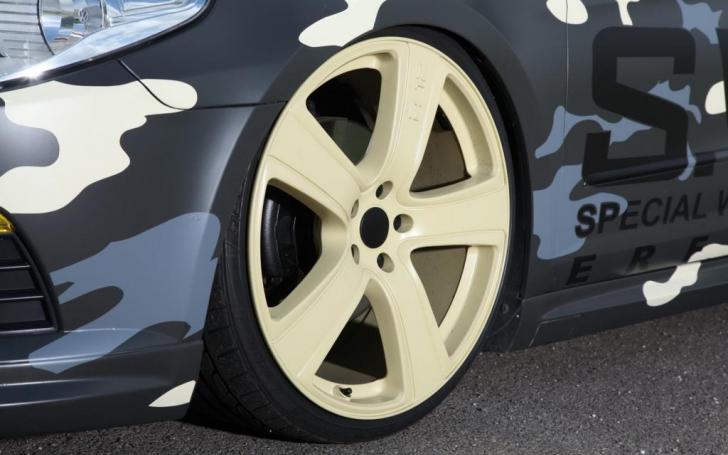 SWAT Volkswagen CC/Gamintojo nuotrauka