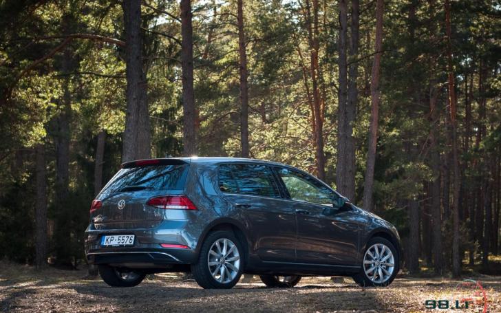 Atnaujintas septintos kartos VW Golf/Vytauto Pilkausko nuotrauka