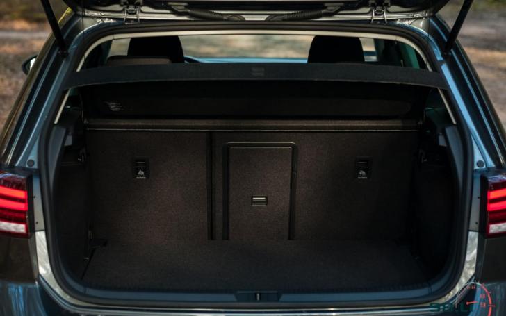 Atnaujintas septintos kartos VW Golf/Vytauto Pilkausko nuotrauka