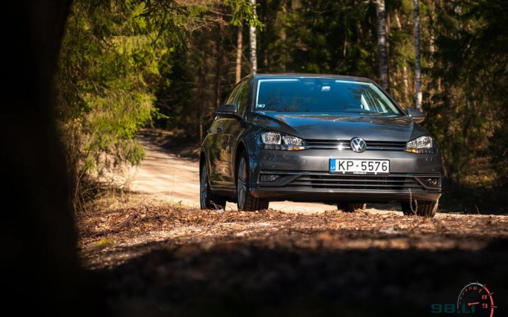 Atnaujintas septintos kartos VW Golf/Vytauto Pilkausko nuotrauka