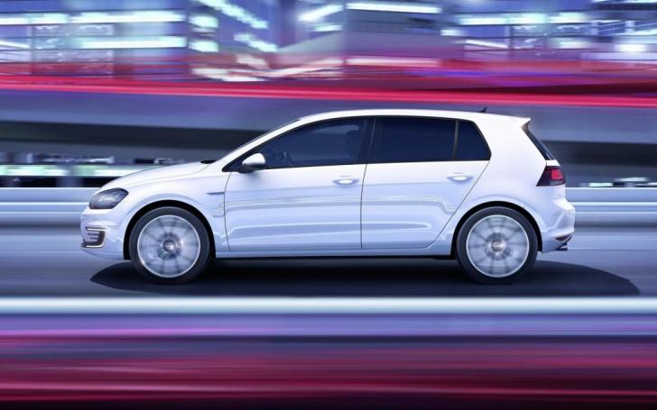 VW Golf GTE/Gamintojo nuotrauka