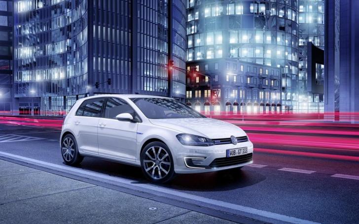 VW Golf GTE/Gamintojo nuotrauka
