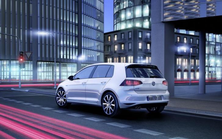 VW Golf GTE/Gamintojo nuotrauka