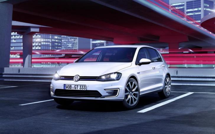 VW Golf GTE/Gamintojo nuotrauka