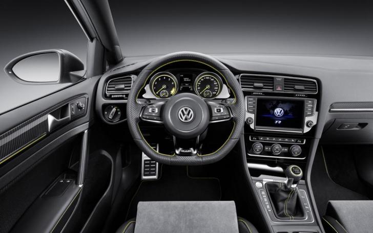 VW Golf R 400 Concept/Gamintojo nuotrauka