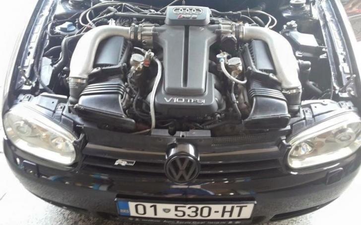 VW Golf/Facebook nuotrauka