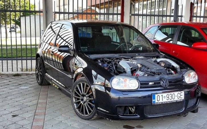 VW Golf/Facebook nuotrauka