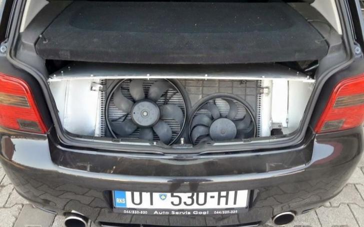 VW Golf/Facebook nuotrauka