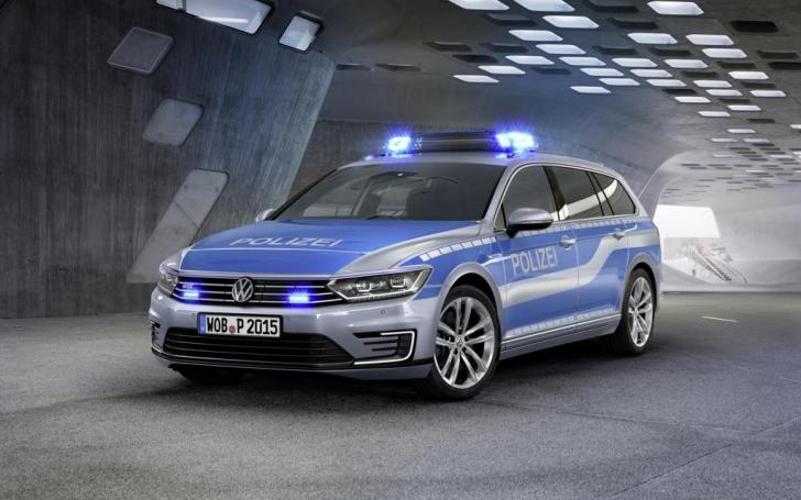 VW Passat GTE/Gamintojo nuotrauka