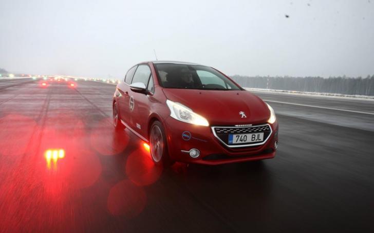 TopGear Apdovanojimų 2014 Kaune/Algirdo Venskaus nuotrauka